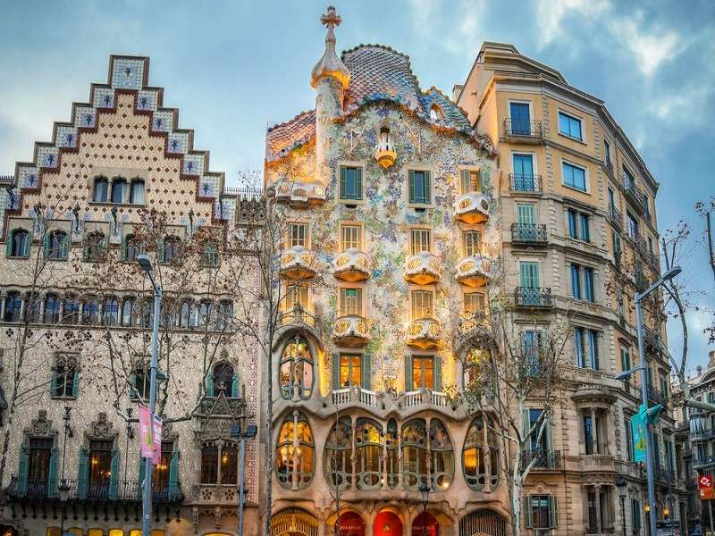 Du_lich_Chau_Au-casa-batllo-gaudi-barcelona 2
